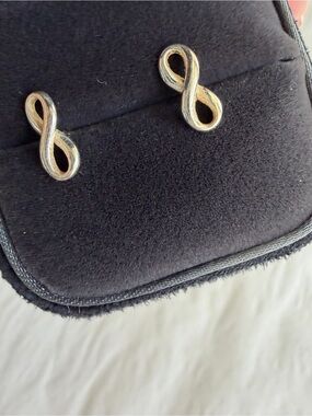 Mini Tiffany Infinity Sterling earrings